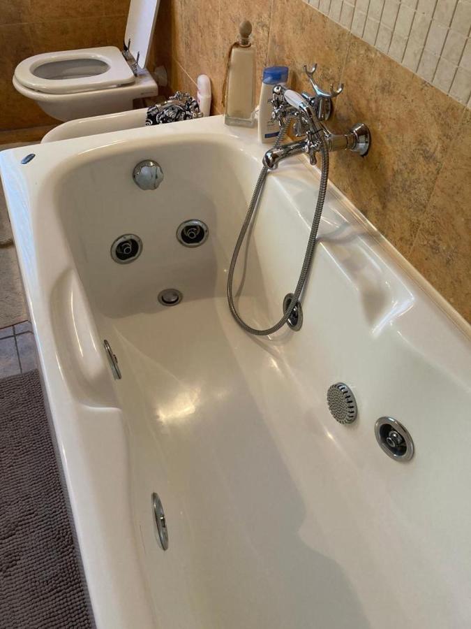 B&B Il Casolare Di Bonci Santa Maria a Monte Bagian luar foto